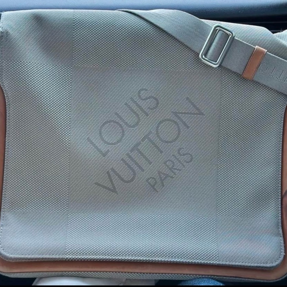Authentic Louis Vuitton Geant Citadan Men's Messenger Bag in Gray&Brown